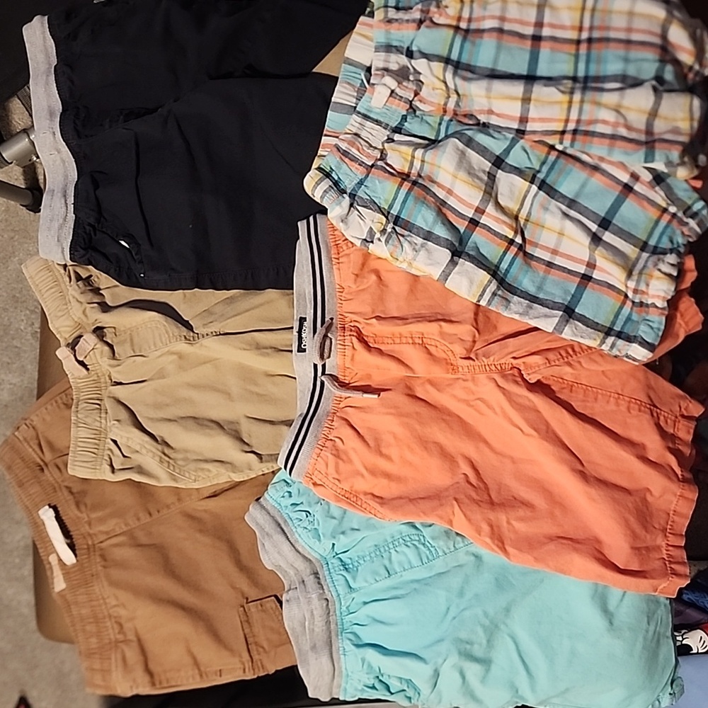 Lot of Boys woven shorts size 8